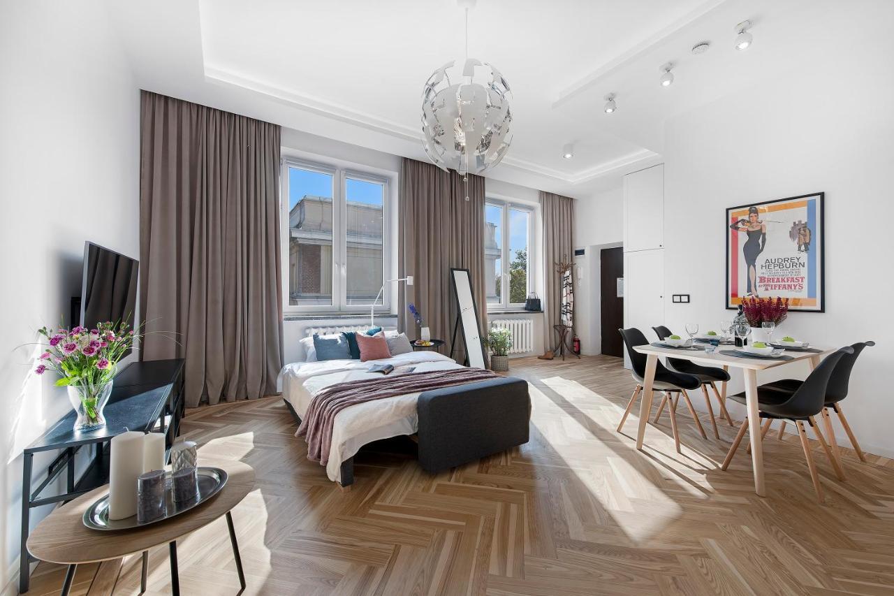 Marszalkowska Center Serviced Apartments Varşova Dış mekan fotoğraf