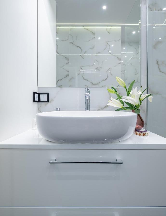 Marszalkowska Center Serviced Apartments Varşova Dış mekan fotoğraf